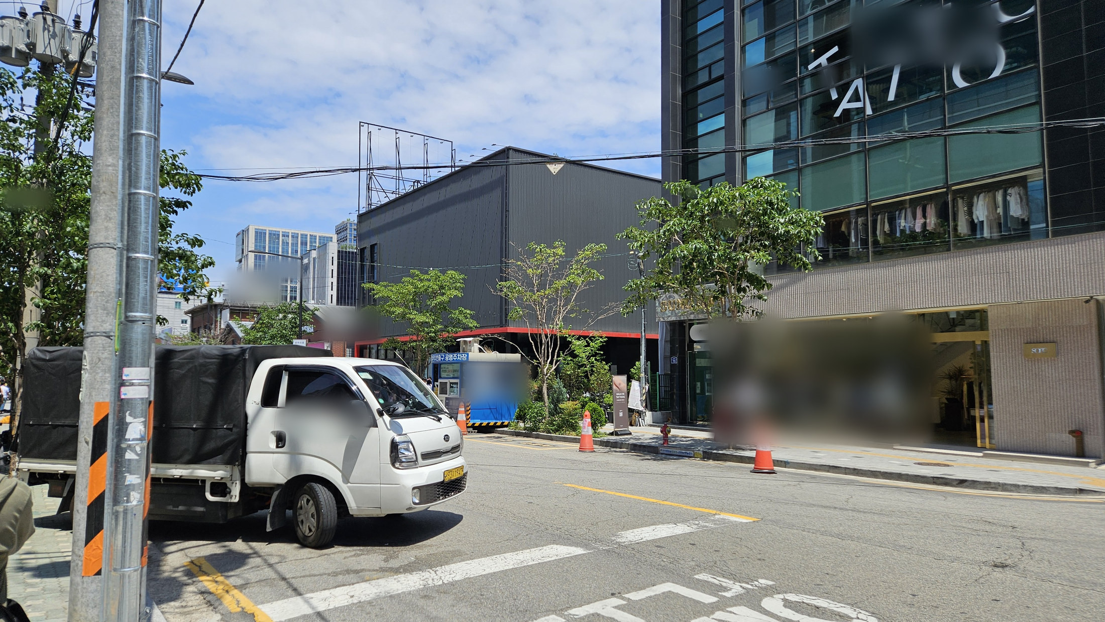 성수동의 일반 거리 풍경
